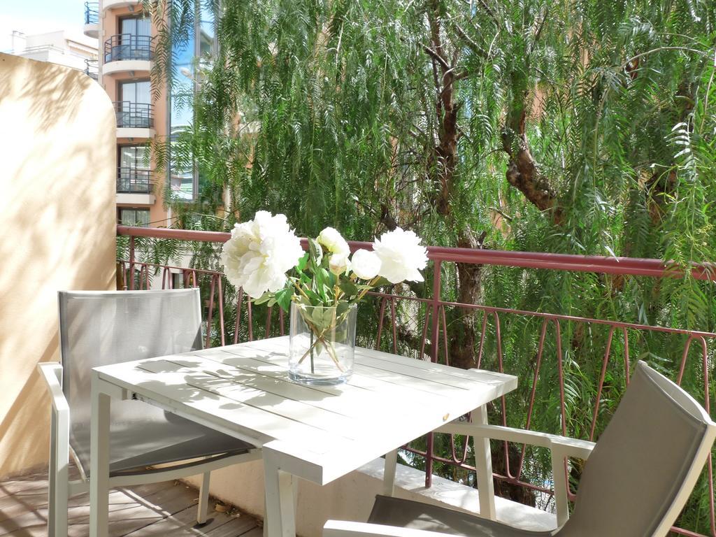 Apartment 85 *